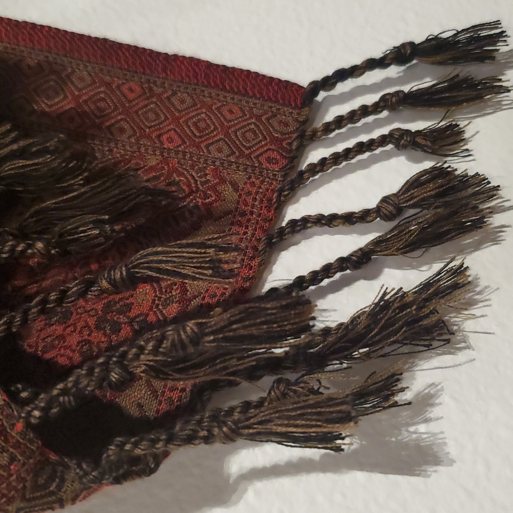SHAWL - Picture 3 of 3